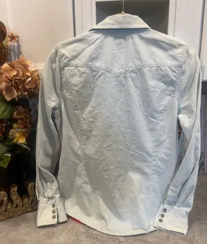 Lucky Brand Denim Shirt for Women Size M. thumbnail 2