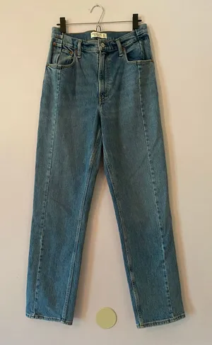 Abercrombie & Fitch The 90s Straight Ultra High Rise Jeans Women's size 30 / 10 thumbnail 1