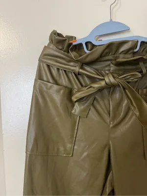 Who What Wear Olive Green Faux Leather Paperbag Waist Ankle Trousers Size 8 thumbnail 3