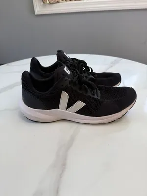 Veja Women's Black and White Athletic Sneakers thumbnail 4
