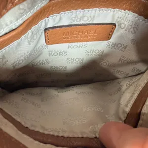 Michael‎ Kors Fulton Crossbody Bag Brown Pebbled Leather Gold Logo Bag Designer thumbnail 7