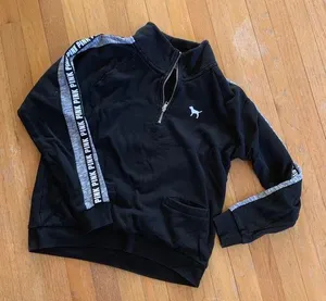 Black VS quarter zip size S thumbnail 1