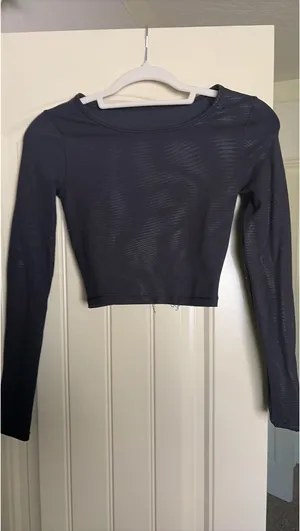 Lululemon Black Cropped Lulu Shirt thumbnail 1