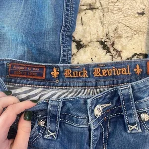 Rock‎ Revival Raquel Boot Cut Jeans- size 29 thumbnail 8