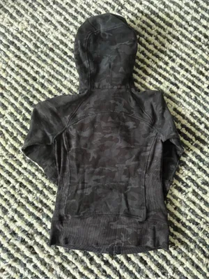 Lululemon Scuba Full-Zip thumbnail 2