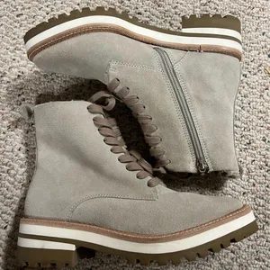 Kaanas Women's Lace Up Boots - Gray and Brown thumbnail 1