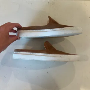 JENNI KAYNE- Suede Mule Slip On Sneakers Honey Tan Brown Size 10 thumbnail 4