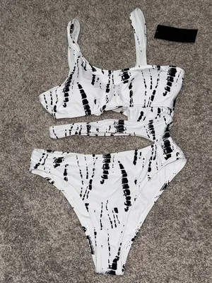 Bewicked large Scoop Neck Cutout Front side High Cut Monokini One Piece Swimsuit thumbnail 1