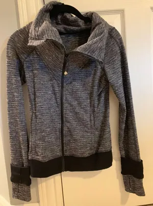 Lululemon Jacket thumbnail 2