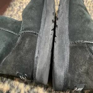UGG CLASSIC SHORT‎ BOOTS thumbnail 7