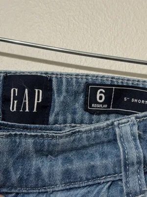 GAP Chambray High Rise Pleated Short 5” Size 6 thumbnail 4