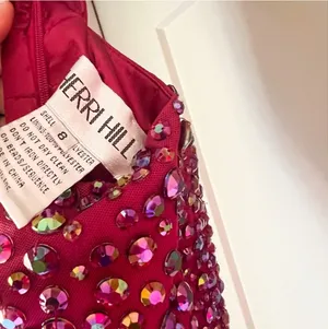 Sherri Hill Prom Dress thumbnail 2