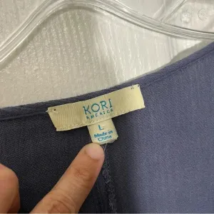KORI AMERICA Navy Embroidered Boho sleeves top | size large thumbnail 2