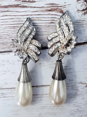 Vintage Clip On Earrings Extra Large Faux Pearl & Clear Gem Statement Dangle thumbnail 1