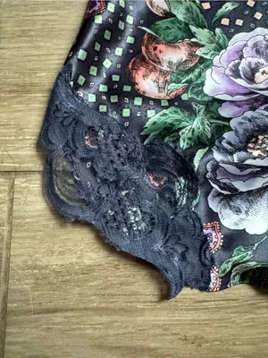 Victoria's Secret Floral Lace Trim Black Slip Tank Top Gold Tag Vintage thumbnail 6