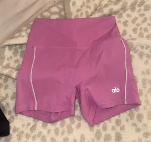 XS pink alo shorts thumbnail 1