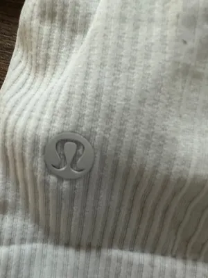 Lululemon Long Sleeve thumbnail 4