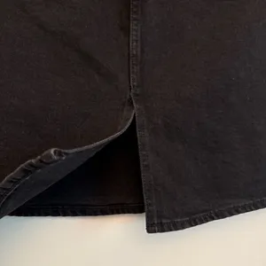 OLD NAVY Black denim midi skirt with pockets sz 14 ✨ thumbnail 7