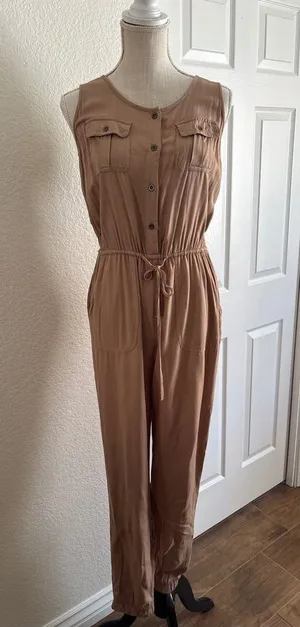 Iris Jumpsuit‎ Large Tan Brown Sleeveless Utility Jogger Button Front Rayon thumbnail 1