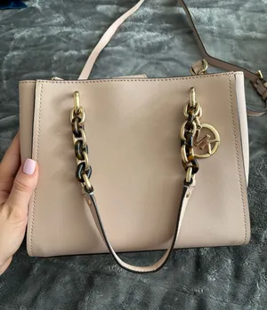 Michael Kors purse thumbnail 1