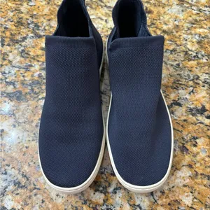 Rothy’s Navy Lattice Stitch Chelsea Boot Women's Size 8.5 thumbnail 2