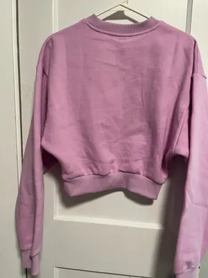 Alo Cropped Accolade Crewneck Candy Heart Pink Medium thumbnail 2