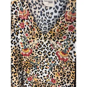 Savanna Jane Leopard Floral Embroidered Blouse Womens L Tan Black Excellent Boho thumbnail 4