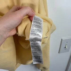 On Running Club Hoodie Cotton Sweatshirt Butter Yellow Pullover Gym Womens Small thumbnail 6