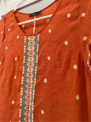 THML Anthropologie rust-orange sleeveless blouse geometric embroidery size M thumbnail 2