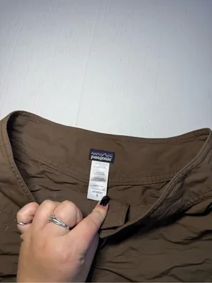 Patagonia Wavefarer Board Shorts size 0 3" thumbnail 3