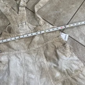 Free People We The Free felix Denim Overalls Tie Dye Dirty NWT SIZE SMALL thumbnail 9