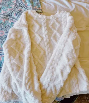 Fluffy Sweater White thumbnail 1
