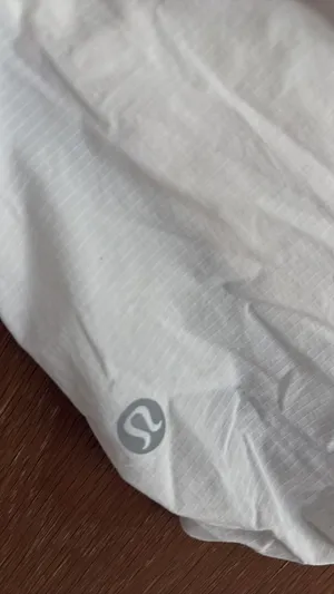 Lululemon Shorts thumbnail 2