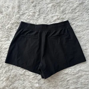 Athleta Textured Brooklyn Shorts Black Size 8 Athletic thumbnail 6