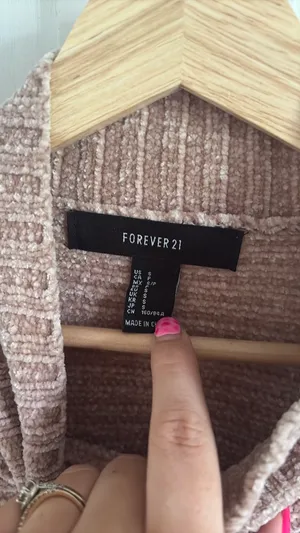 Forever 21 Sweater thumbnail 2