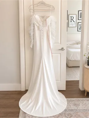 Lulu's Ivory Satin Wedding Dress with Ruffled Tulle Sleeves thumbnail 4