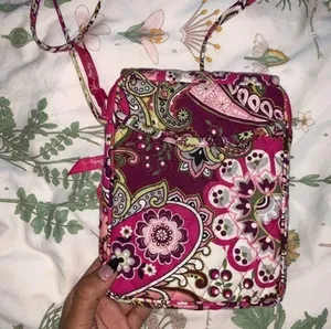3️⃣4️⃣Vera Bradley cross bag thumbnail 2