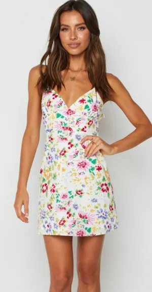 Beginning Boutique Floral Dress thumbnail 1