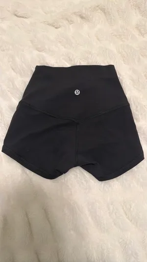 Lululemon Align Shorts High-Rise 2" Black  thumbnail 3