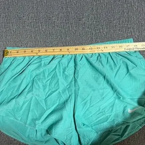 Nike Women’s 10K Running Shorts thumbnail 11