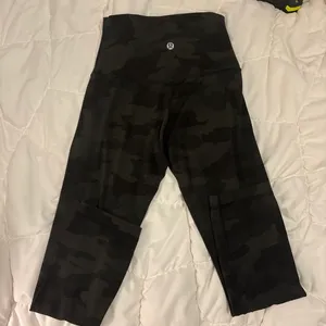 Camo Lululemon Leggings thumbnail 2