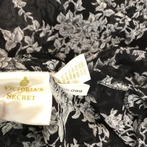 Victorias Secret size small black floral slightly sheer boho top thumbnail 4