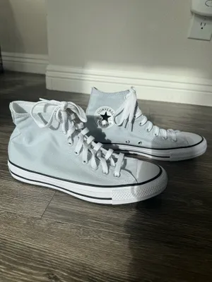 Converse Chuck Taylor All Star High Top Sneakers Women’s 9 Light Gray thumbnail 4