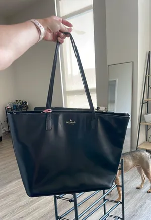 Tote thumbnail 1