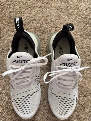 Women’s Nike Air Max 270 thumbnail 6