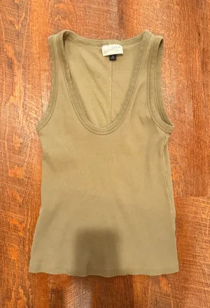 Universal Threads Universal Thread Tank Top Green thumbnail 1