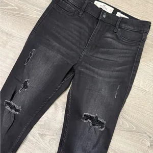 •Hollister• High Rise Super Skinny Jeans thumbnail 3