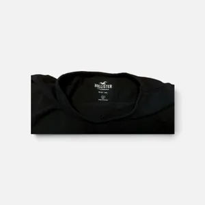 Hollister Black Tie Front Baby Tee Crop Top Size Small thumbnail 2