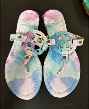 Everglades Purple and Blue Patterned Flip Flops in‎ 8 NWOB thumbnail 1