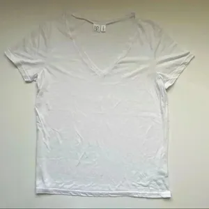 BP. White Short Sleeve T-Shirt V-Neck Size Large NWOT thumbnail 2